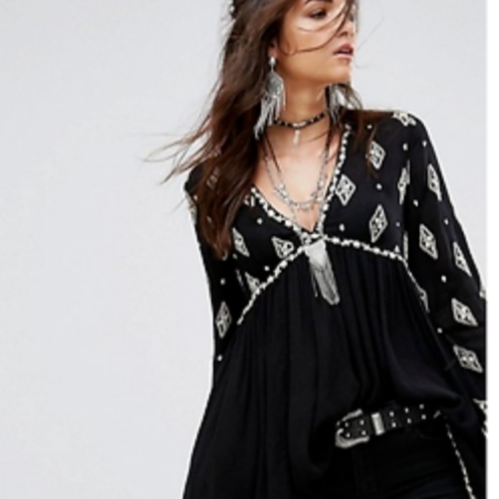 Free Peeps Crepe🖤